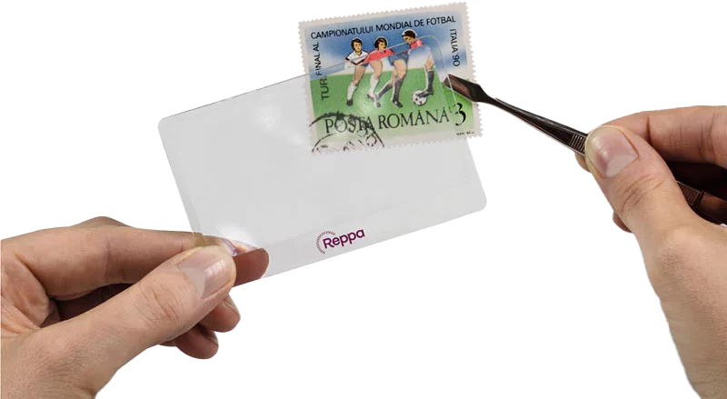 Coffret 9 x 2 Euro Saver 2025 comprenant 50 capsules dans un étui et une loupe pour cartes de visite